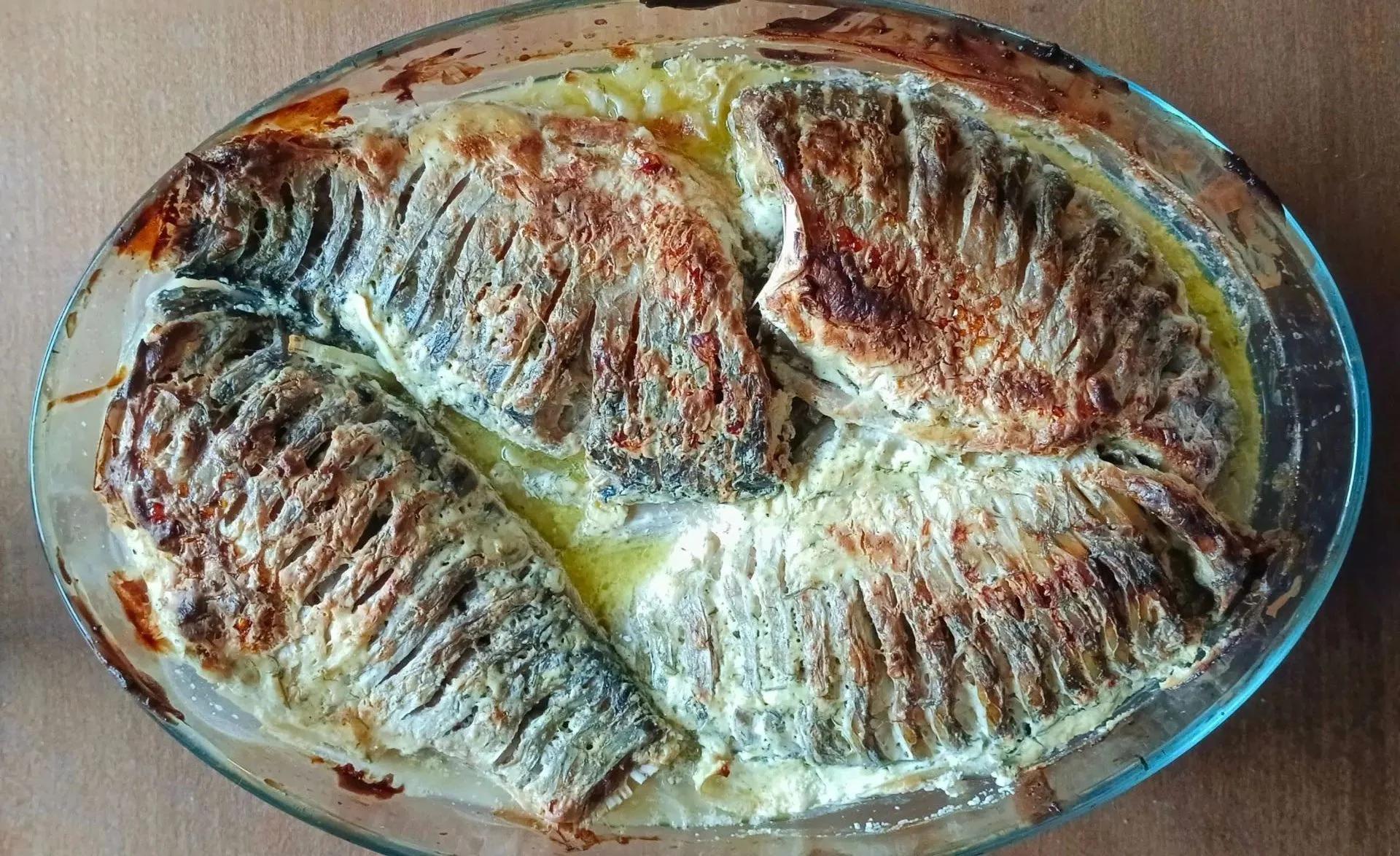 Караси в сметане